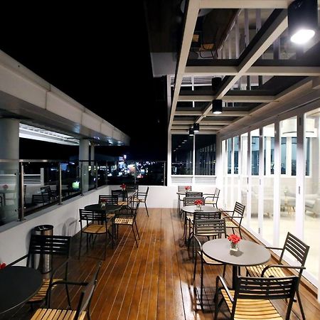 Cordela Hotel Чиребон Екстер'єр фото