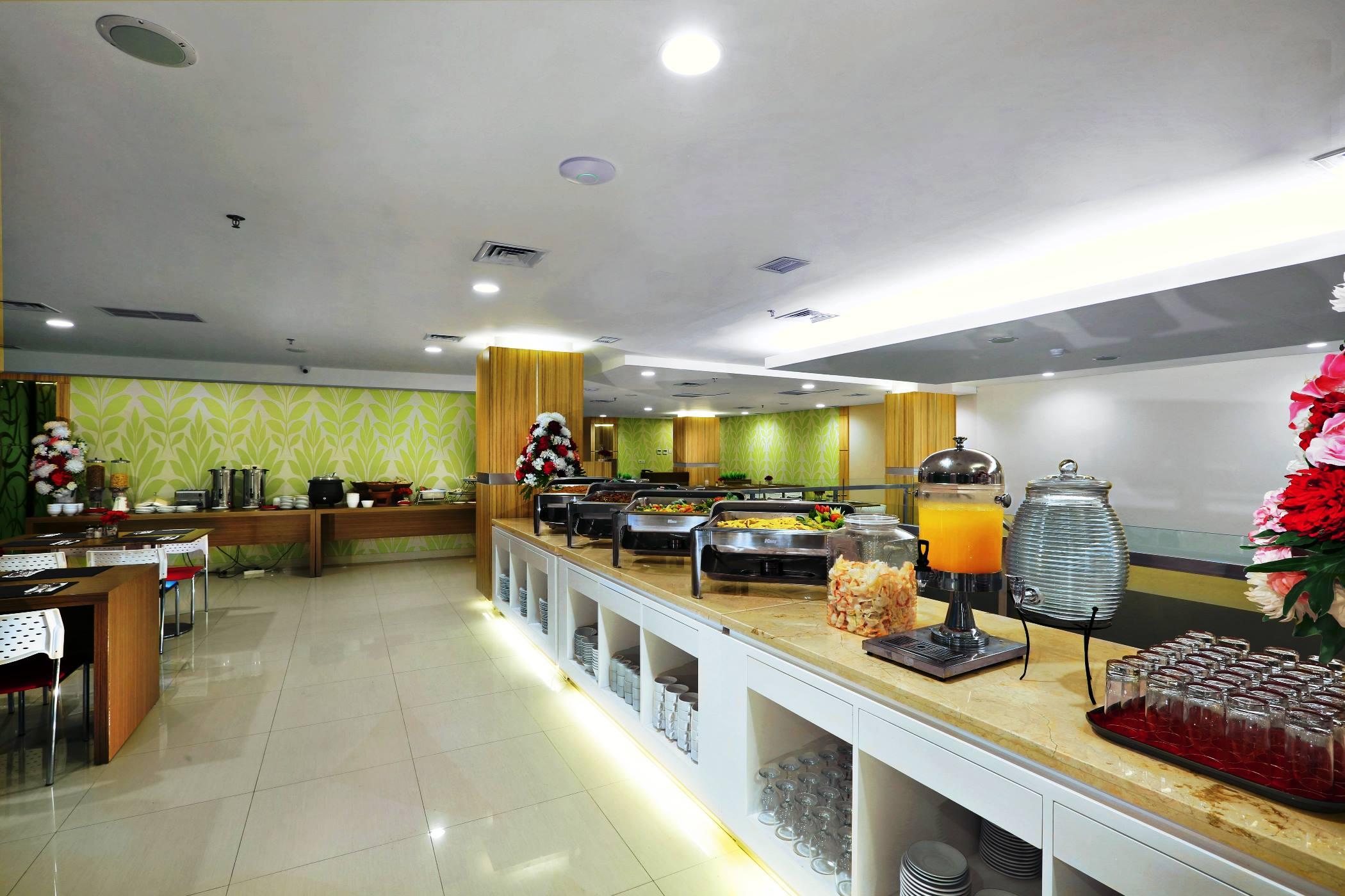 Cordela Hotel Чиребон Екстер'єр фото