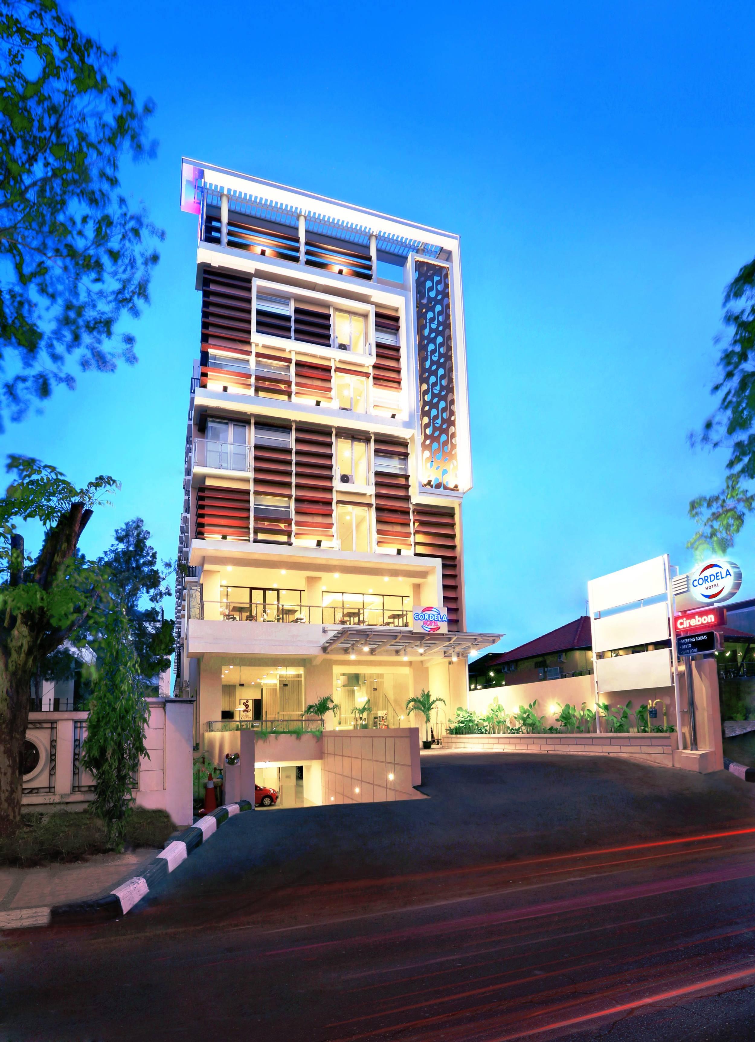 Cordela Hotel Чиребон Екстер'єр фото