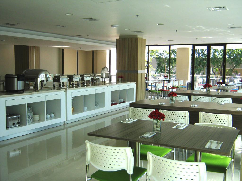 Cordela Hotel Чиребон Екстер'єр фото